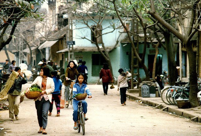 Tản Mạn Về Người Việt: Sự Tệ Hại Của Văn Hóa “Khôn Lỏi”